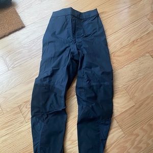 Vintage PATAGONIA snow rain pants, black size 12 regular, high waisted
